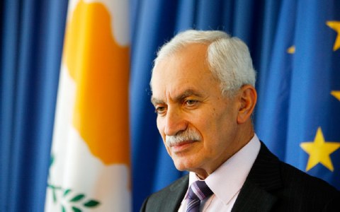 Οριστική συμφωνία μεταξύ τρόικας και Κύπρου