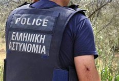 Στρατιωτικός εκτοξευτήρας στο Κολωνάκι