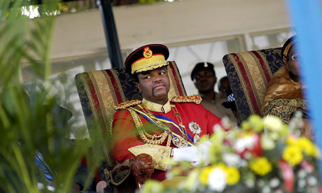 Η Σουαζιλάνδη θα λογοκρίνει χρήστες Facebook και Twitter που ασκούν κριτική στο βασιλιά