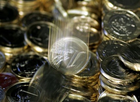 Ύφεση 5% και ανεργία στα επίπεδα του 20%