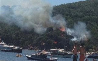 Τουρκία: Πυρκαγιά κοντά στη Θεολογική Σχολή της Χάλκης