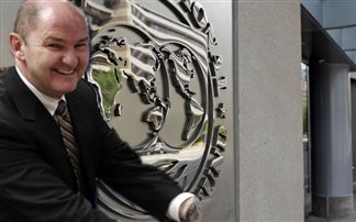 «Διαβρωμένη η ηγεσία του ΔΝΤ»