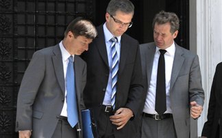 Από φέτος αρχίζουν οι περικοπές 11,5 δισ. ευρώ