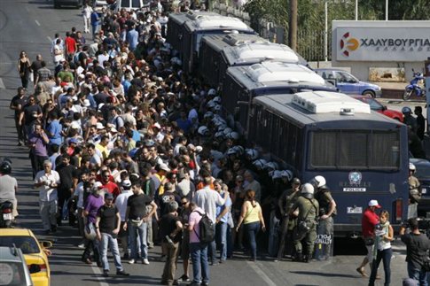 Σκληραίνει η κόντρα μεταξύ κυβέρνησης και Αριστεράς για το άνοιγμα της Χαλυβουργίας