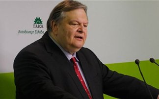 Την παλιά φρουρά επαναφέρει ο Βενιζέλος
