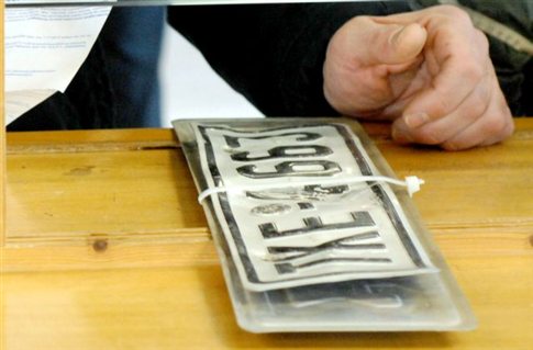 Διαψεύδεται το ενδεχόμενο επιβολής τέλους... ακινησίας για τα ΙΧ