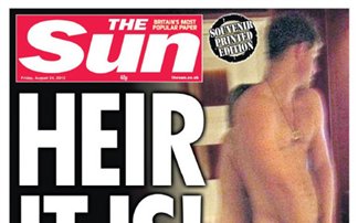 Η Sun δημοσιεύει τη γυμνή φωτογραφία του Χάρι
