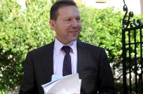 Στις 5 το απόγευμα η συνάντηση Στουρνάρα - τρόικας