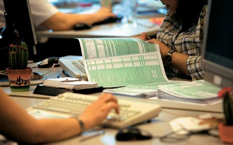 Νέο σύστημα από την Εφορία για τις αποδείξεις