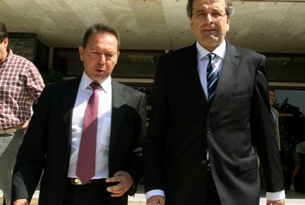 Στα 1,5 δισ. ευρώ το χάσμα μεταξύ Αθήνας και τρόικα
