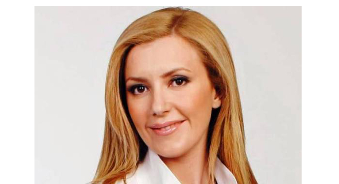 Φωτεινή Αραμπατζή