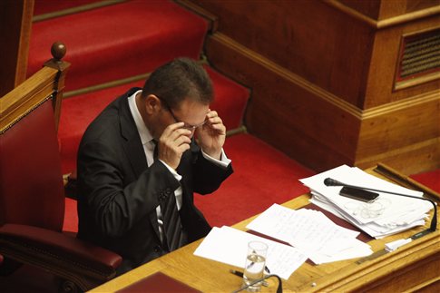 Κίνδυνος χρεοκοπίας, αν δεν περάσουν μέτρα και προϋπολογισμός, λέει ο Γ.Στουρνάρας