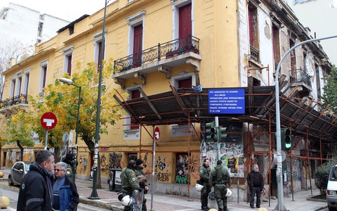 Επιχείρηση της ΕΛ.ΑΣ. στη «Βίλα Αμαλίας»