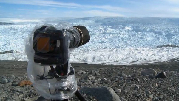 Η μεγαλύτερη αποκόλληση παγόβουνου που έχει κινηματογραφηθεί ποτέ [βίντεο]