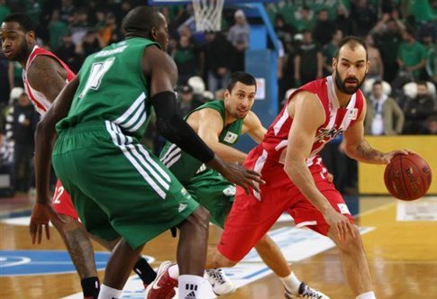 Ξύλο και επεισόδια στο ντέρμπι, live Ολυμπιακός - Παναθηναϊκός (53-62 30')