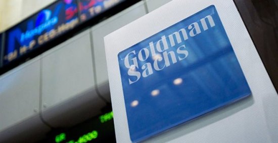 Goldman Sachs: Σημαντική μείωση των κινδύνων στην Ελλάδα