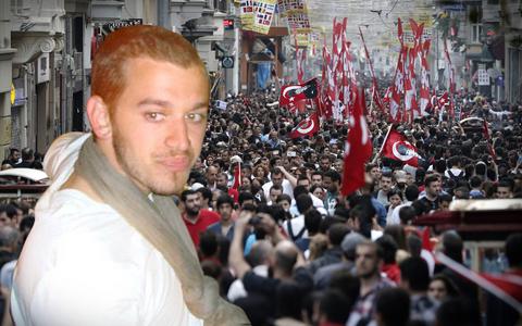Ελεύθερος αφέθηκε ο Ελληνας διαδηλωτής