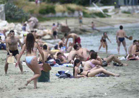 Σε ιδιώτες, για τουλάχιστον 20 χρόνια, η πλαζ της Βουλιαγμένης