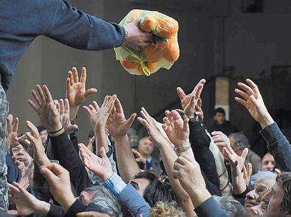 Αύξηση φτώχειας και ανισοτήτων στην Ελλάδα