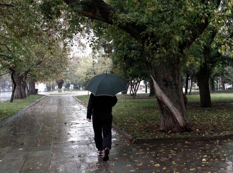 Χαλάει ο καιρός με βροχές και ισχυρούς νοτιάδες