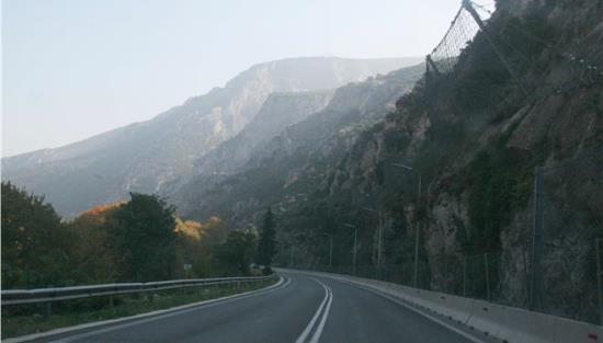 Θανατηφόρο τροχαίο έκλεισε τα Τέμπη