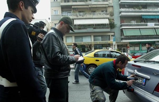 Σύλληψη υποψήφιου βουλευτή της Χρυσής Αυγής για πλαστές πινακίδες