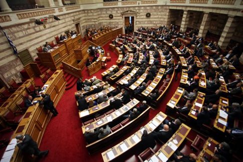 Στην Ολομέλεια της Βουλής το πολυνομοσχέδιο, τα μεσάνυχτα η ψηφοφορία