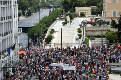 Συλλαλητήριο αύριο στο Σύνταγμα από ΓΣΕΕ και ΑΔΕΔΥ