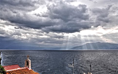 Αναποφάσιστος ο καιρός την Κυριακή του Πάσχα