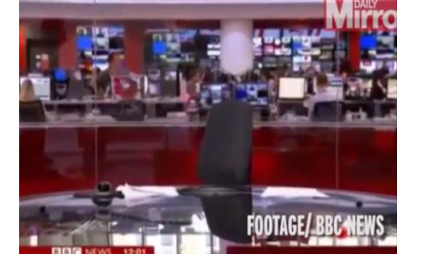 BBC: Το δελτίο ειδήσεων ξεκίνησε χωρίς τον παρουσιαστή (βίντεο)