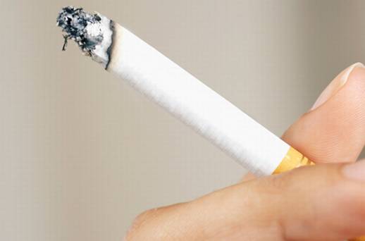 Καπνοβιομηχανία καλείται να δώσει 23,6 δισ. δολ. σε χήρα καπνιστή