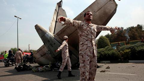Συνετρίβη αεροσκάφος στο Ιράν - 48 νεκροί