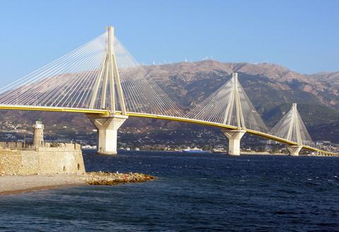 Εντοπίστηκε απαγχονισμένη στα σκαλοπάτια