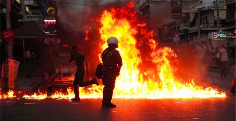 Επεισόδια στην πορεία μνήμης για τον Παύλο Φύσσα - 50 προσαγωγές