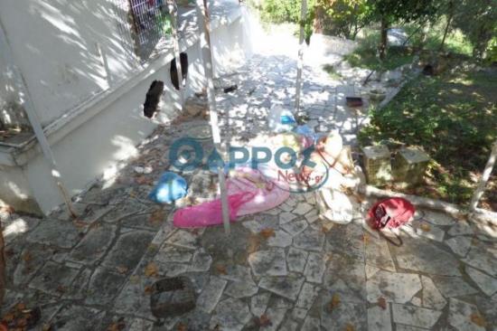 Μεσσηνία: Ηλικιωμένη βρέθηκε θαμμένη στη βεράντα της κόρης της!