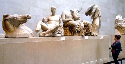 Διευθυντής του Βρετανικού Μουσείου: Δεν επιστρέφουμε τα Γλυπτά στην Ελλάδα