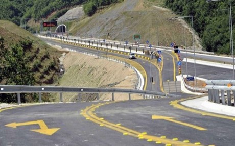 Προσωρινές κυκλοφοριακές ρυθμίσεις στο Δήμο Σπάτων