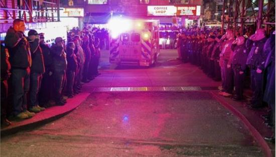 Σοκ προκαλεί στις ΗΠΑ η εν ψυχρώ δολοφονία δύο αστυνομικών στο Μπρούκλιν