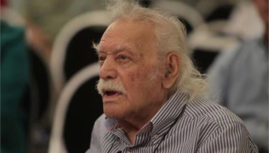 Γλέζος: «Αν θέλουμε να είμαστε αξιόπιστοι, να μείνουν εκτός ψηφοδελτίων του ΣΥΡΙΖΑ οι Βουδούρης και Παραστατίδης»
