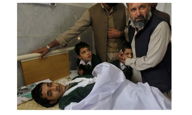 Σφαγή σε σχολείο στο Πακιστάν: Τουλάχιστον 135 νεκροί από επίθεση Ταλιμπάν