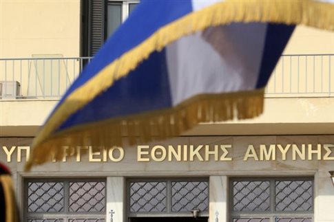 Άγνωστοι επιχείρησαν να μπουν σε στρατόπεδο της Αττικής