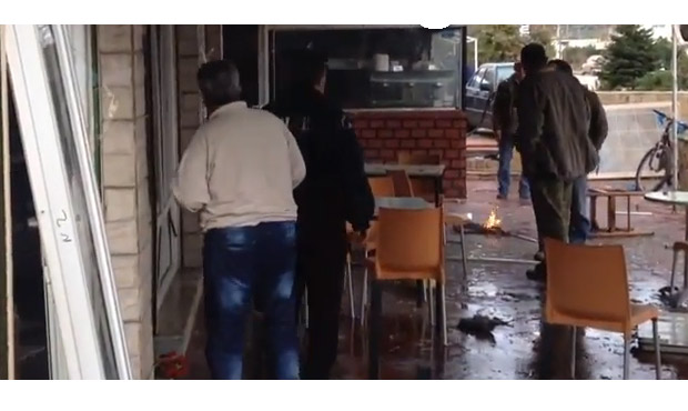 16 τραυματίες από έκρηξη φιάλης υγραερίου σε καφενείο στην Αμφιλοχία (βίντεο)
