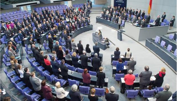 Γερμανοί βουλευτές παραδέχονται ότι υπάρχει θέμα αποζημιώσεων
