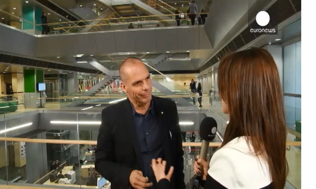 Βαρουφάκης στο euronews: «Είμαστε κοντά σε συμφωνία» (βίντεο)