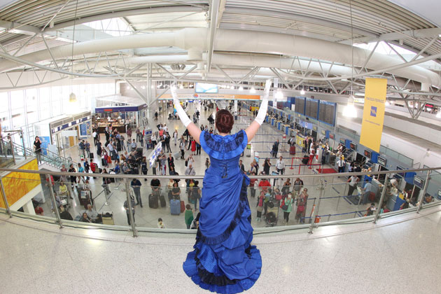 Η Εθνική Λυρική Σκηνή στο Αεροδρόμιο Ελευθέριος Βενιζέλος
