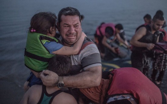 Γιατί το Al Jazeera παύει να χρησιμοποιεί τον όρο "μετανάστες"