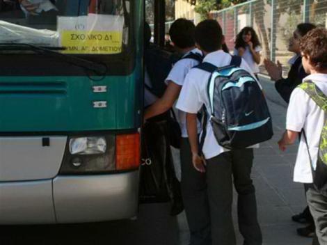 Απίστευτο περιστατικό εγκατάλειψης ανηλίκου από οδηγό λεωφορείου ΚΤΕΛ στην Αρχαία Κόρινθο