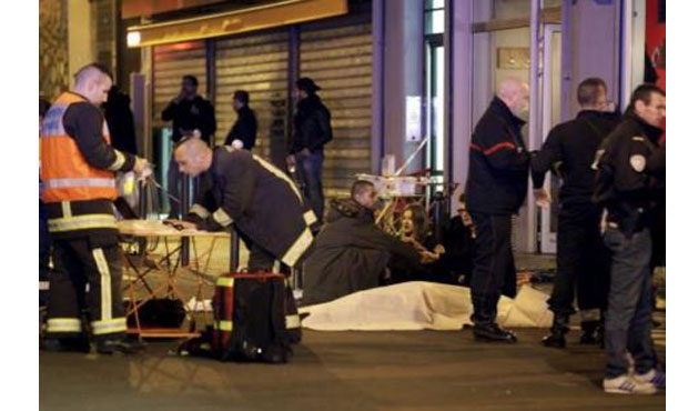 Γαλλία: Η αστυνομία προτρέπει τους πολίτες να παραμείνουν στα σπίτια τους!