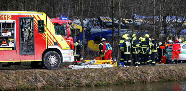 Τραγωδία στη Βαυαρία: Μετωπική σύγκρουση τρένων με 8 νεκρούς