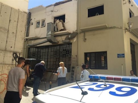 Τραυματίες τέσσερις οικοδόμοι μετά από πτώση μπαλκονιού στο Ηράκλειο Κρήτης